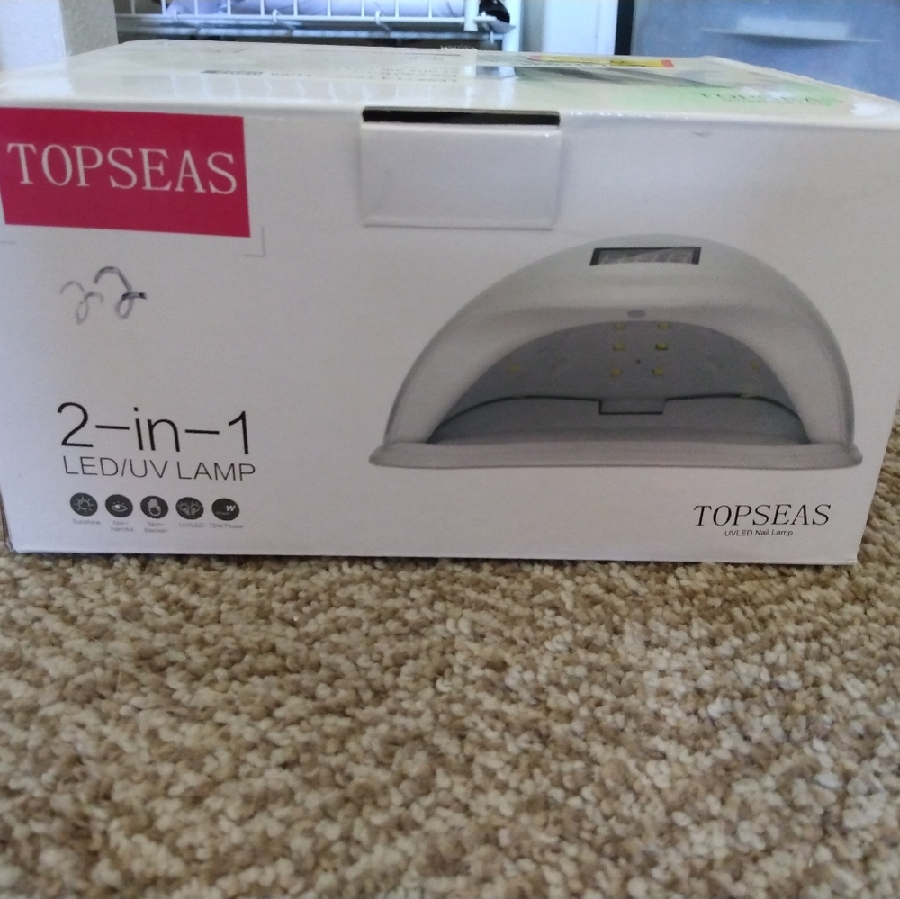 2 in 1 LED / UV nail lamp dryer. Brand new inbox